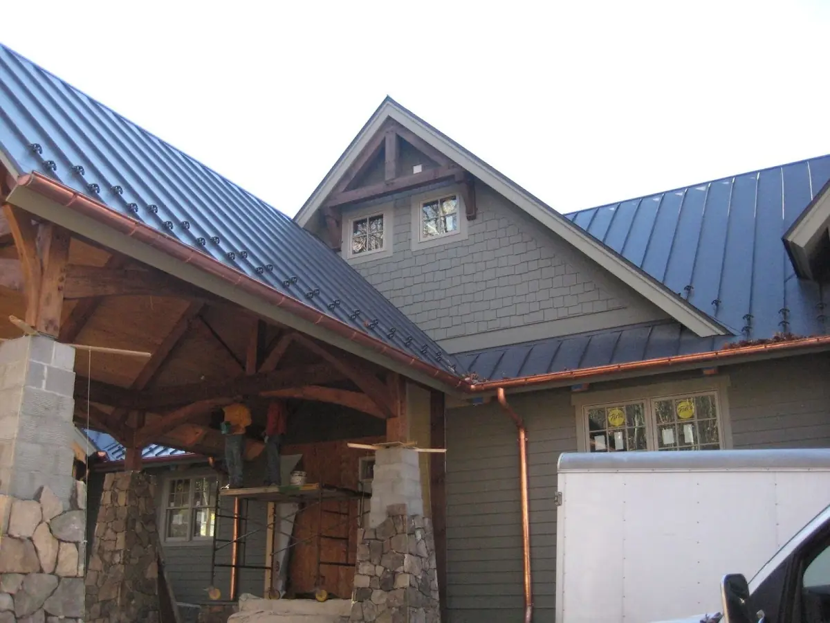 Craftsman Roofing team delivering quality roofing work in Cedar Ridge